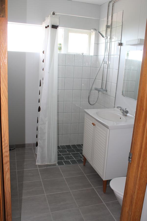 Midhop Guesthouse Thingeyrar Екстер'єр фото